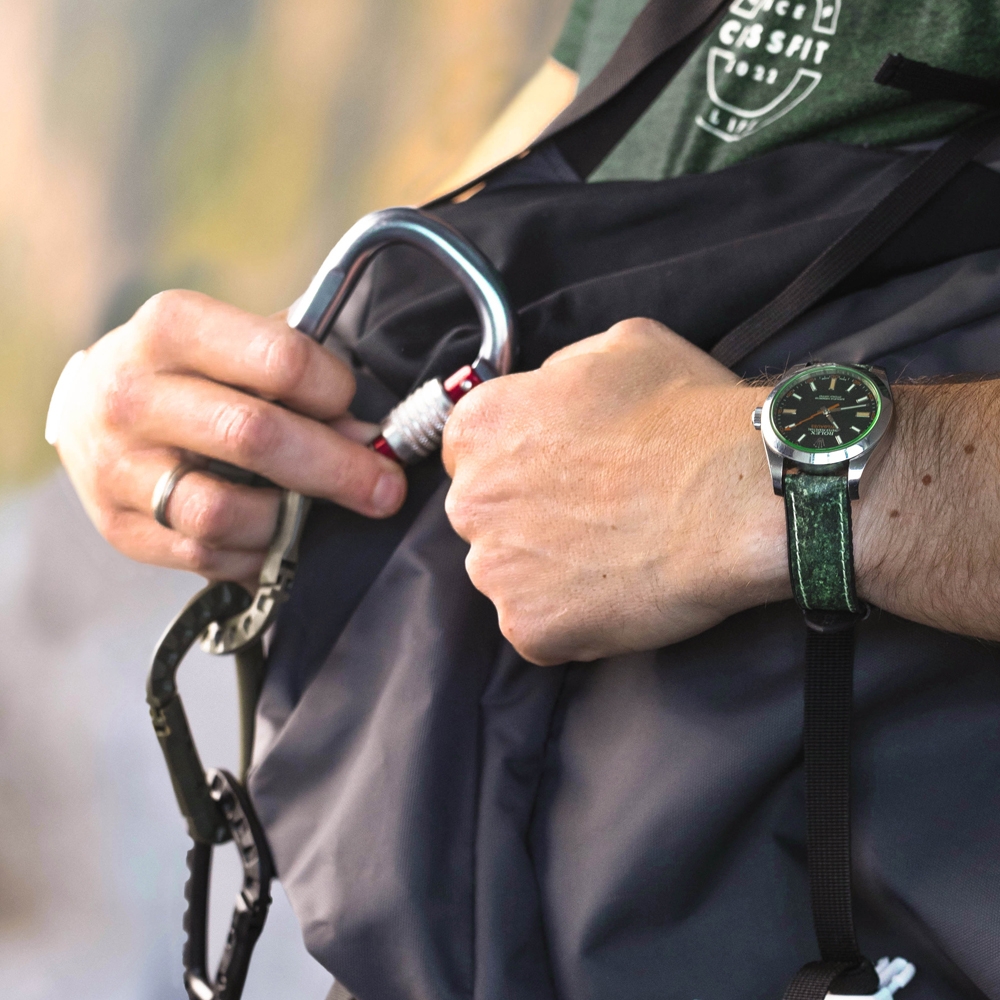 Hirsch Stone Performance Horlogeband Leisteen / Rubber - Groen